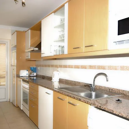 In Puerto Del Carmen Sleeps 5 With Pool And Air Con Villa *