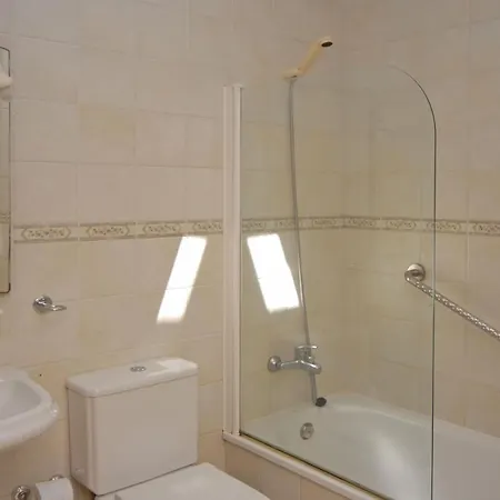 In Puerto Del Carmen Sleeps 5 With Pool And Air Con Villa Puerto del Carmen (Lanzarote)